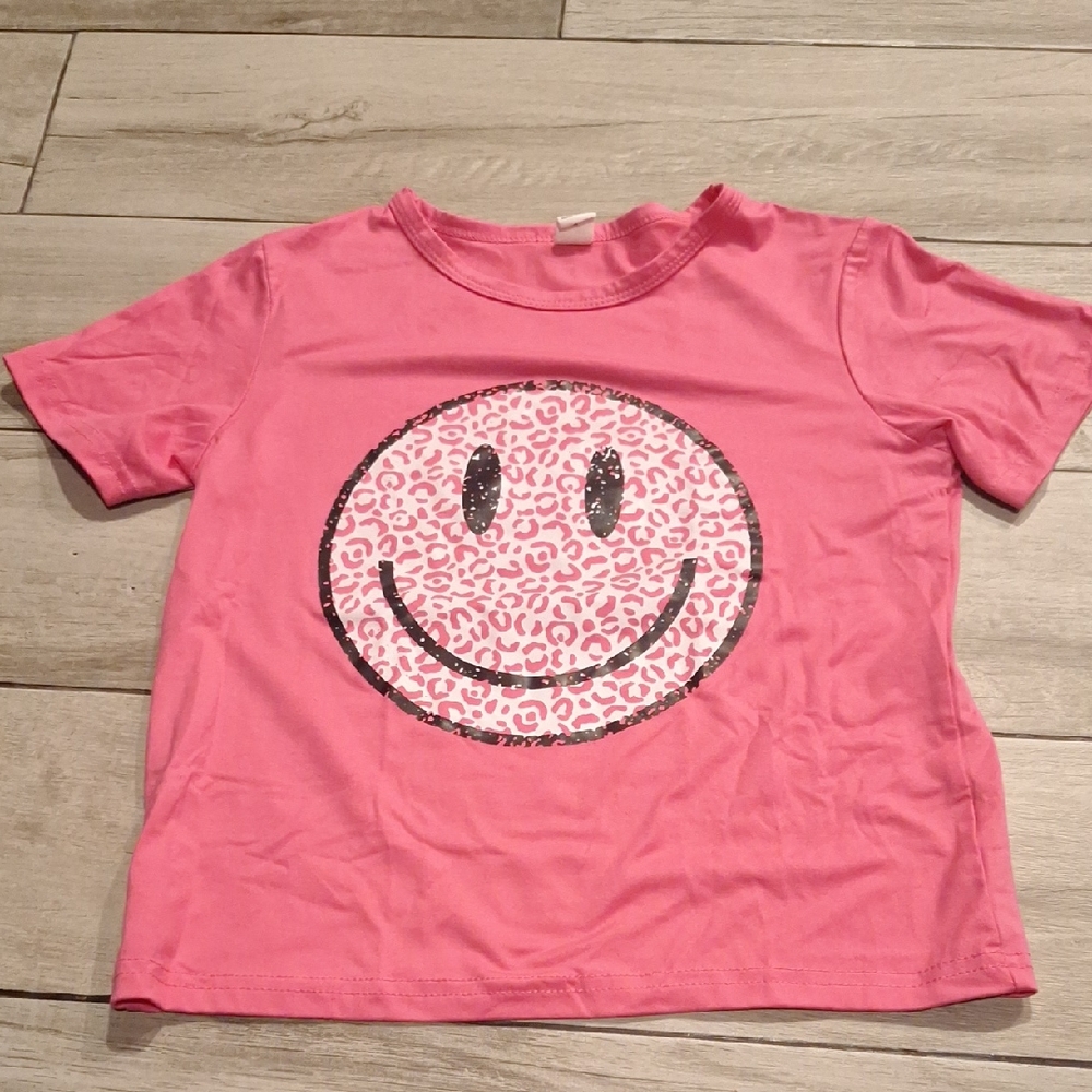 🍁SHEIN Pink Leopard Smiley Kids Tee🐬